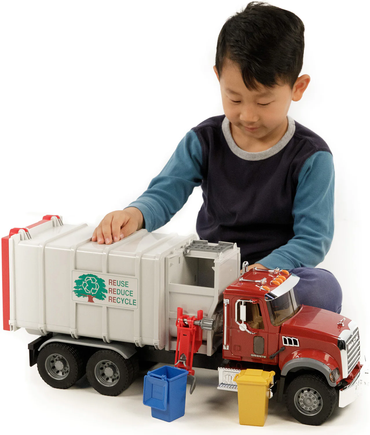 Bruder Mack Granite Side Loading Garbage Truck - Image 5