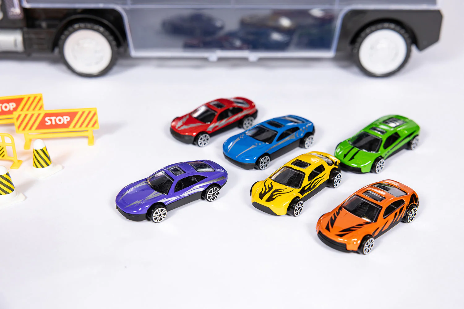 Die-cast Car Transporter - Image 3