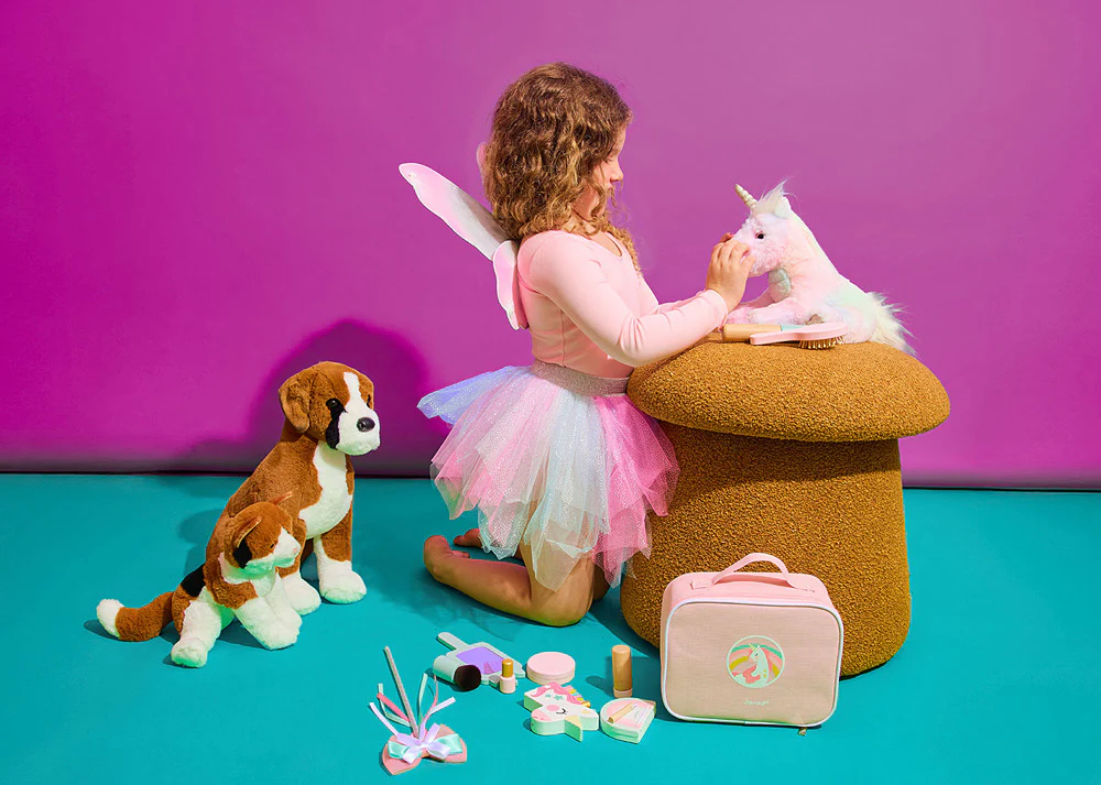 Kylie Rainbow Unicorn Soft - Image 5