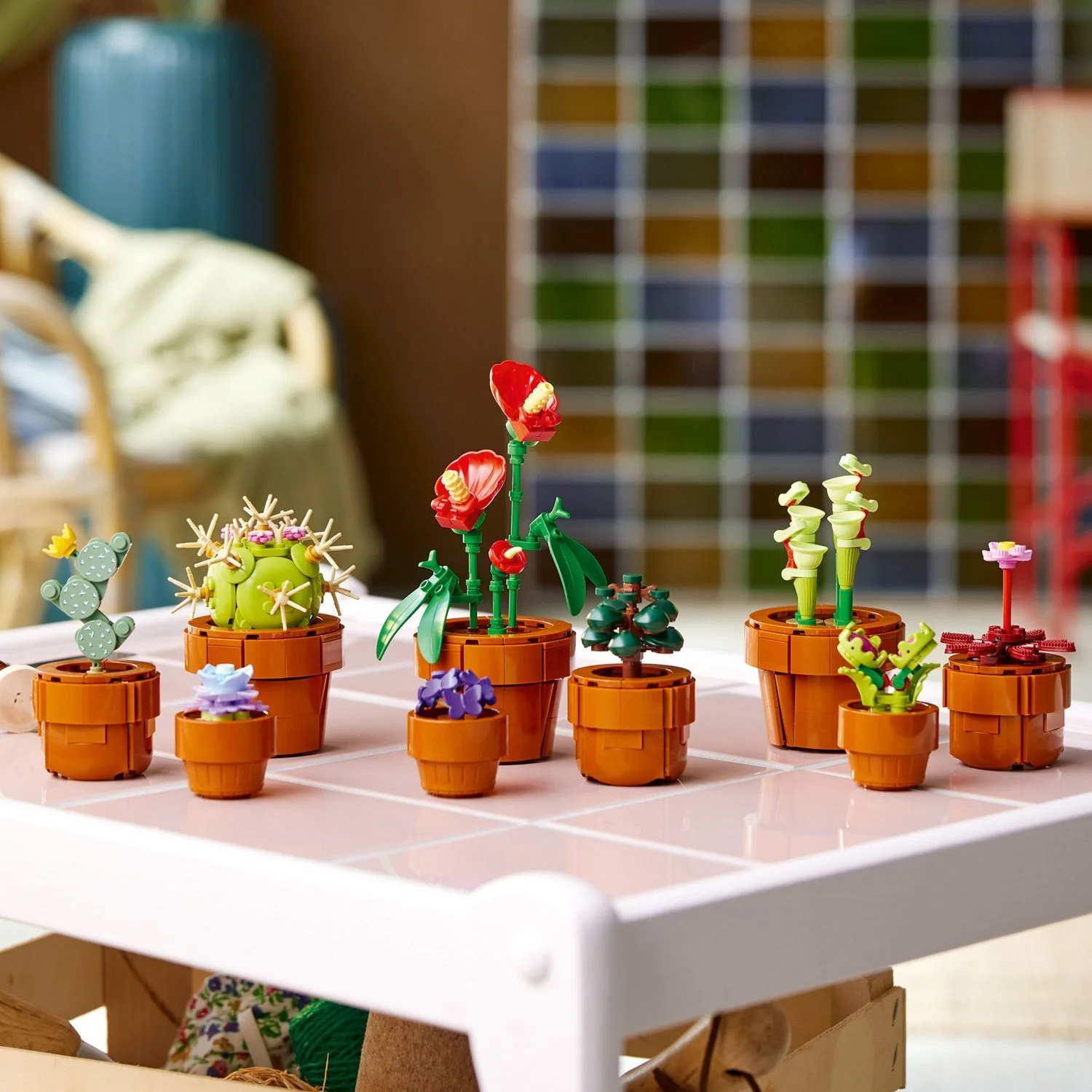 LEGO® Icons: Tiny Plants - Image 4