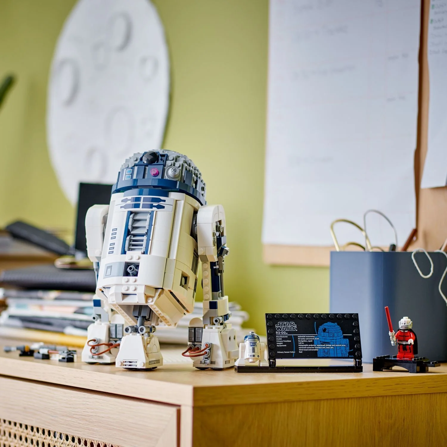 LEGO® Star Wars™: R2-D2™ - Image 5
