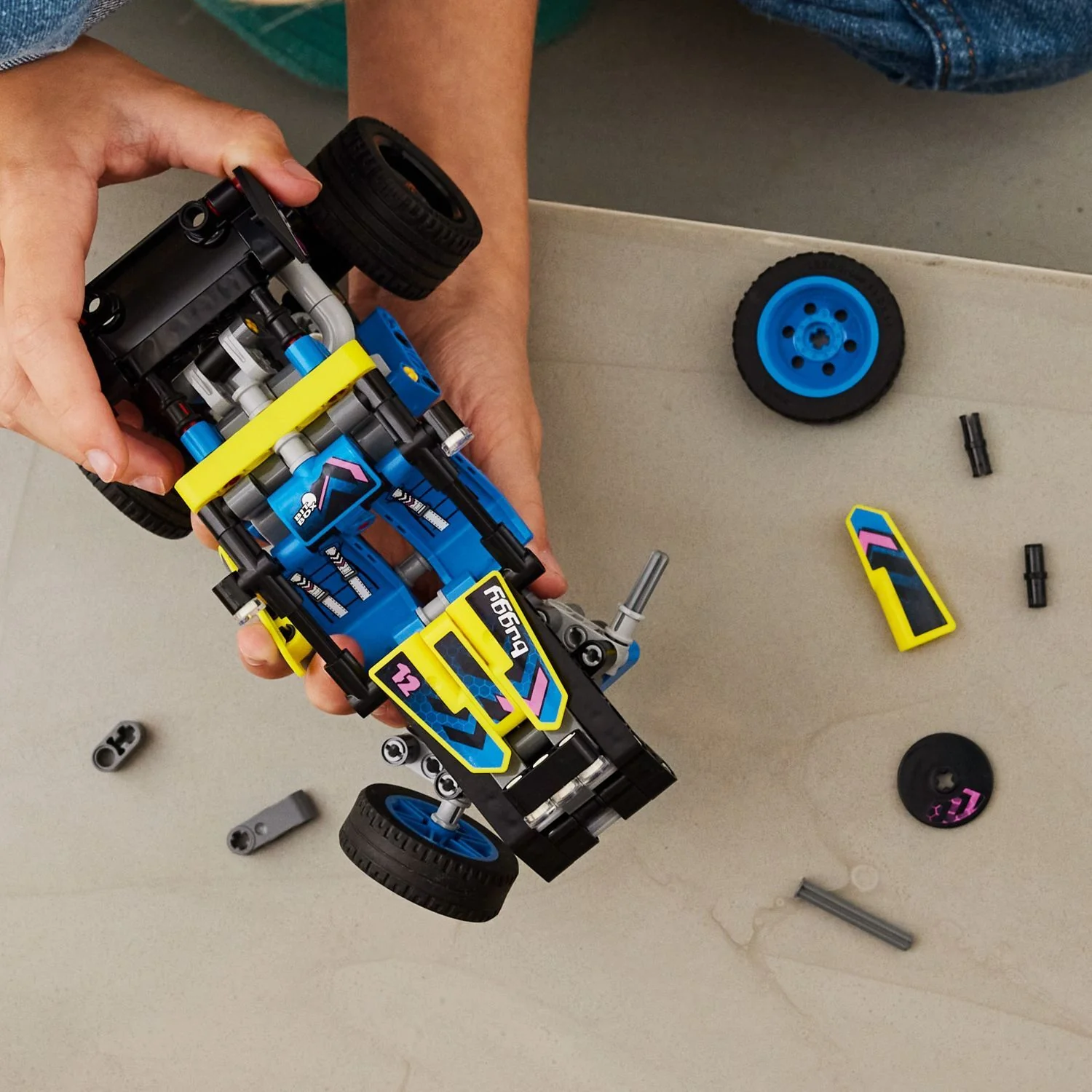 LEGO® Technic: Off-Road Race Buggy - Image 3