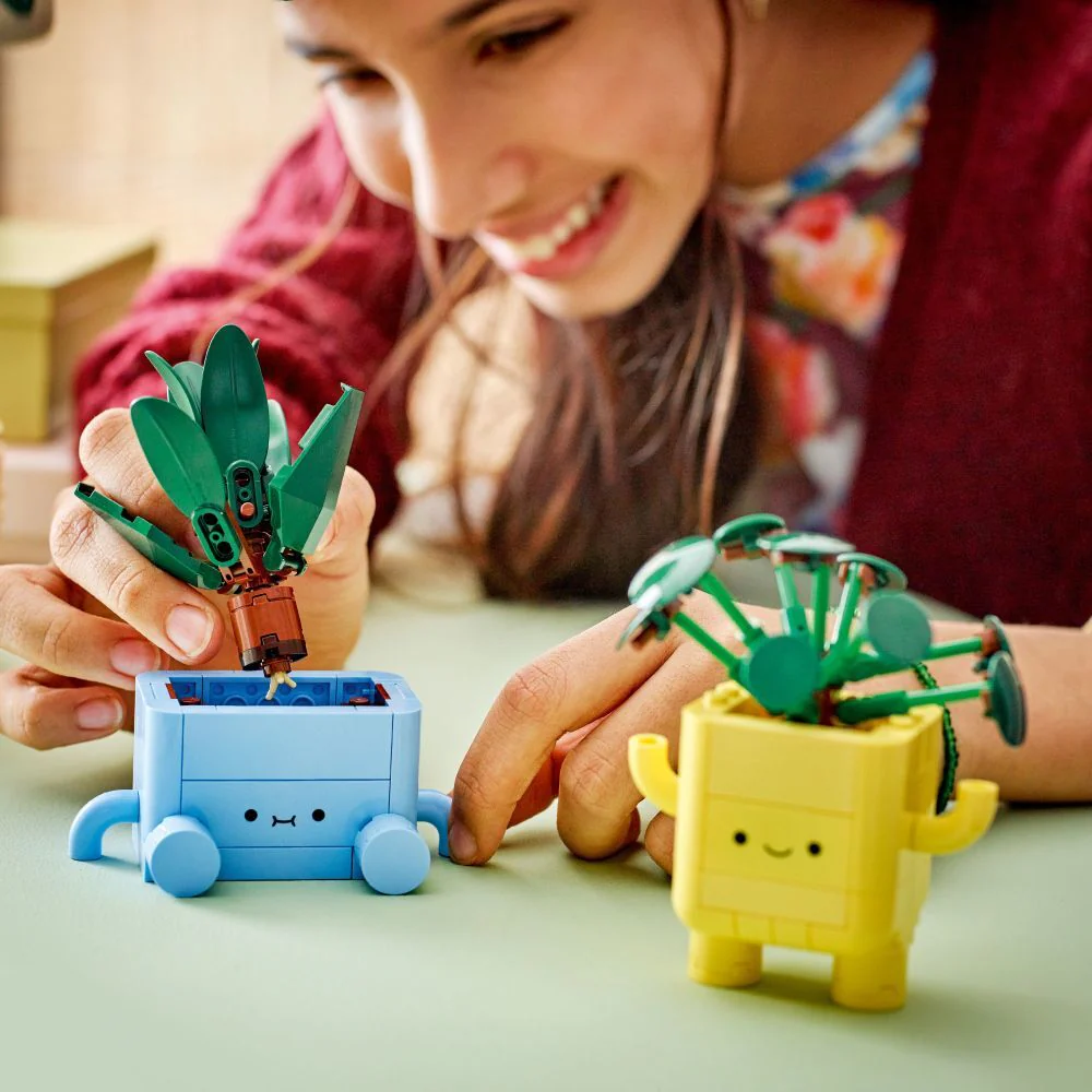 LEGO BOTANICALS Happy Plants - Image 5