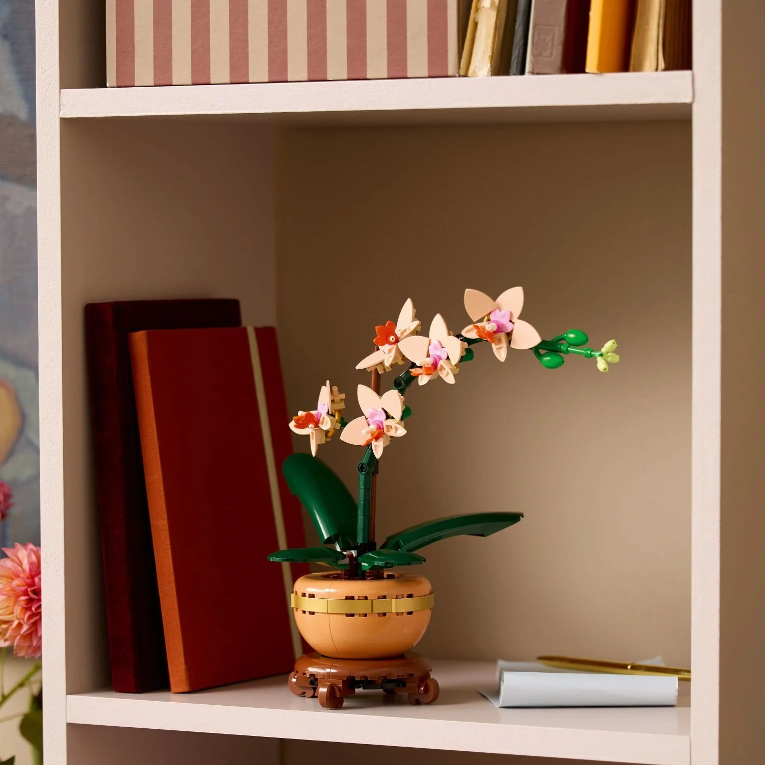 LEGO Botanicals: Mini Orchid - Image 7