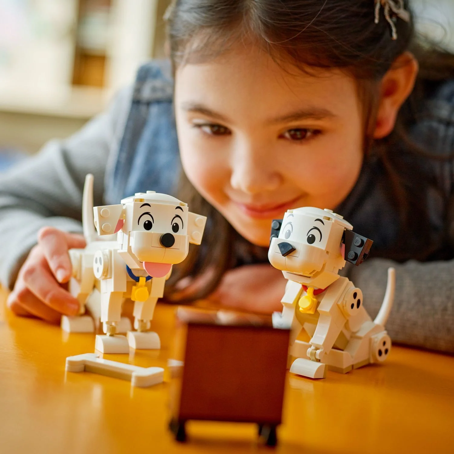 LEGO Disney Classic: Lucky & Penny 101 Dalmatians Puppies - Image 5