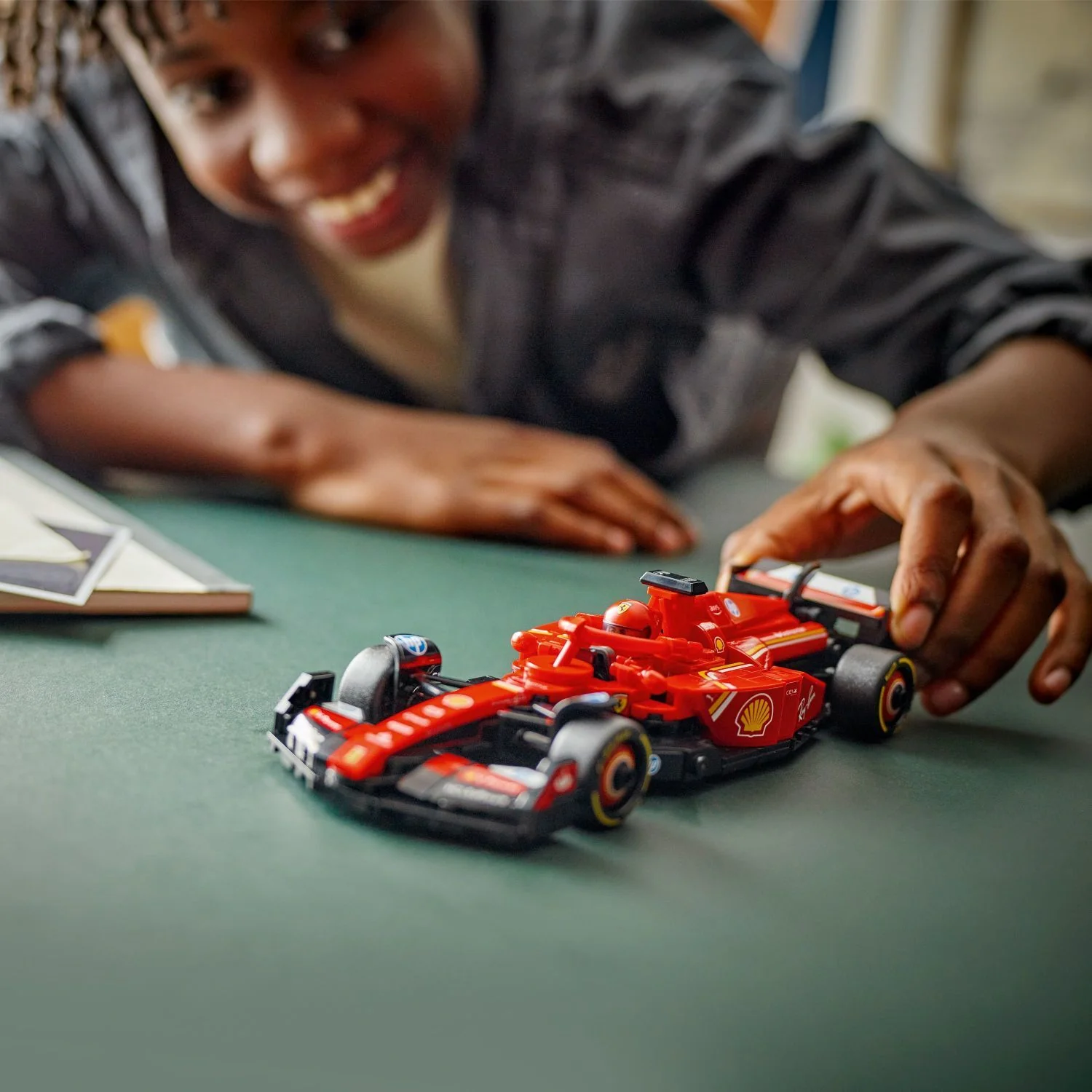 LEGO Speed Champions: Ferrari SF-24 F1® Race Car - Image 7
