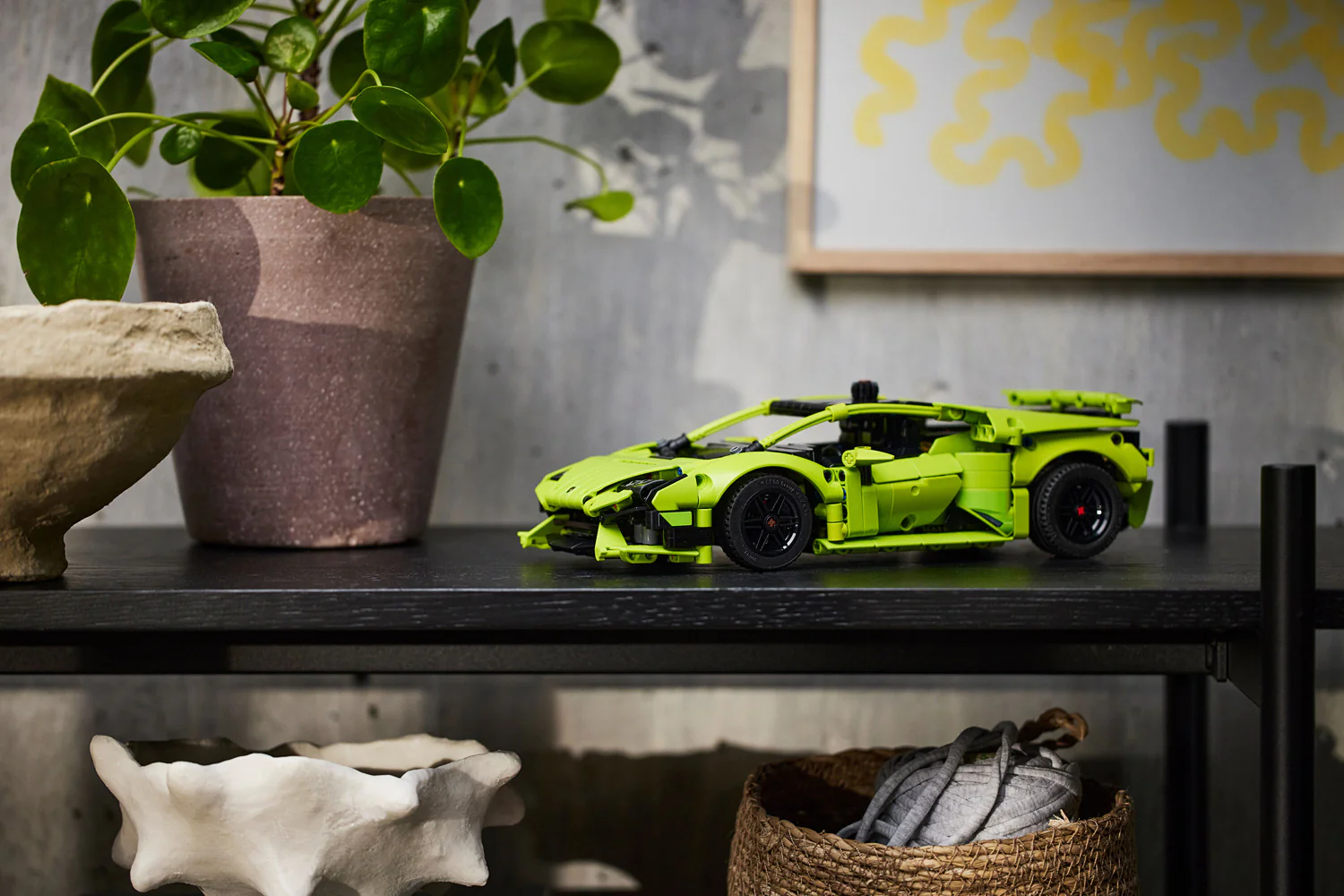 LEGO TECHNIC Lamborghini Huracán Tecnica - Image 3