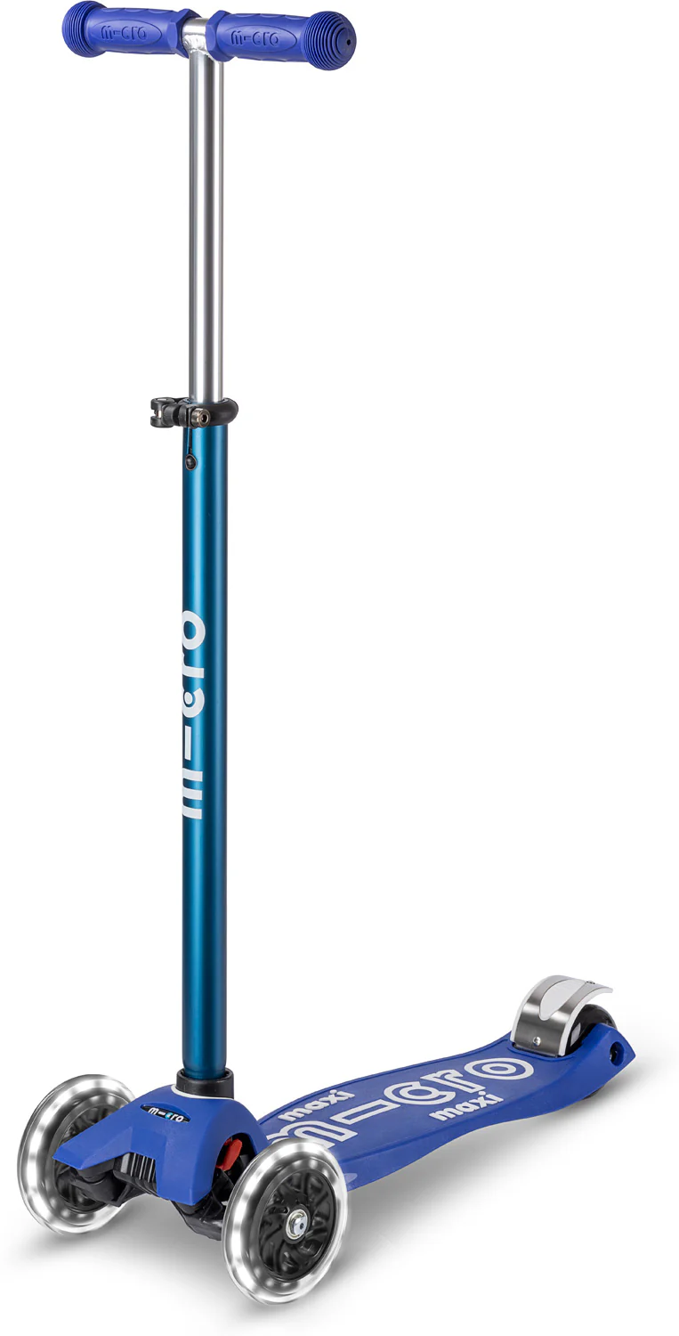 Micro Maxi Deluxe LED Scooter - Blue/White - Image 4